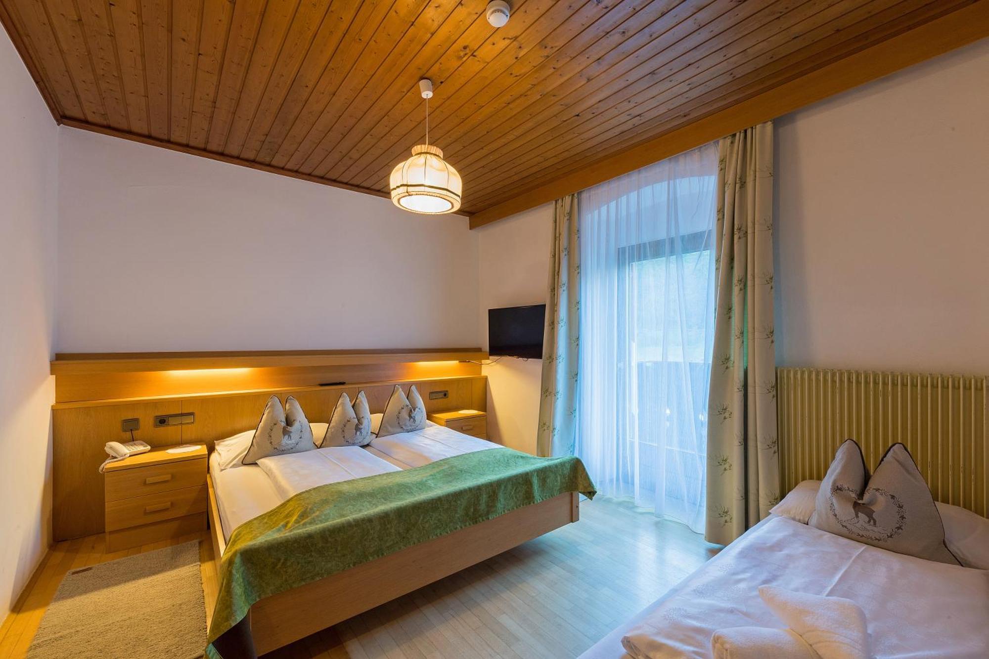 Alpin Natur Hotel Brueckele Prags Eksteriør billede